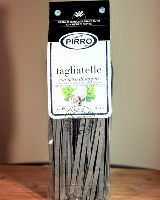 PASTA PIRRO Tagliantelle with Squid Ink