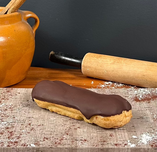 Dolma Bakery Eclair